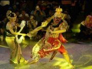 Pemkot Semarang Sosialisasikan Manfaat Hasil Cukai Lewat Wayang Orang