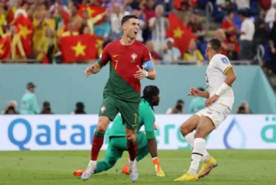 Brasil Lewati Serbia, Portugal dan Swiss menang; Uruguay Tertahan
