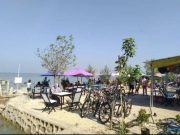 Menikmati Gurihnya Sego Menir dan Keindahan Pantai Semat