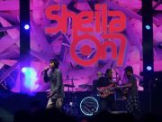 Sheila on 7 Akan Konser Tunggal di Jakarta, Harga Tiket Mulai Rp300 Ribu Grup musik Sheila on 7 dalam salah satu aksi panggungnya. Foto: Republika.