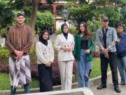 Meriah, Ilkom Fashion Week 2022 di USM Hadirkan Mahasiswa asal Prancis