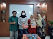 FH USM Beri Reward ke Mahasiswa dan Dosen Berprestasi