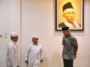 Nyai Sahal Mahfudz Sosok Perempuan Hebat