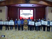 Salurkan BLT DBHCHT, Mbak Ita Minta Jangan Dibuat untuk Konsumtif