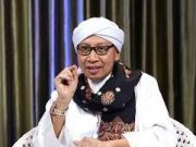 Buya Yahya Bahas tentang Pasutri yang Nonton Video Porno