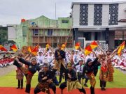 Tangis Haru Warnai Peringatan Hari Guru di SMP Walisongo