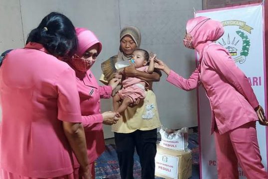 Baksos Bhayangkari Wonogiri Peduli, di Desa Tawangharjo Giriwoyo