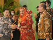 Pemkot Semarang Raih Penghargaan Terbaik Pembangunan Berkelanjutan dan Smart Economy