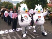 Pawai Parpol Wonogiri Menyertakan Maskot Sura-Sulu dan Bakul Putu