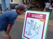 Karikatur Sepak Bola Dunia di Pasar Gede Surakarta