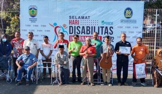 Peringati Hari Disabilitas Internasional, Dinsospermasdes Jepara Kenalkan Karya Difabel