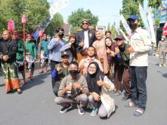 Kirab Budaya Hari Jadi ke-273 Kota Blora, Warga Berebut Selfie dengan Bupati dan Wakil Bupati