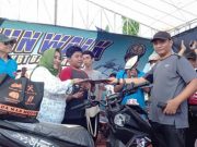 Doorprize Dua Sepeda Motor Ramaikan Fun Walk Ikasma dan IKBT