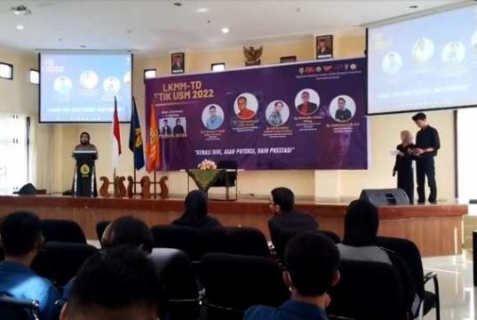 Mahasiswa FTIK USM Ikuti LKMM Tingkat Dasar