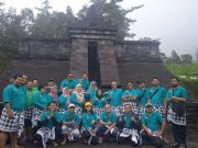 Menutup Akhir Tahun, Dosen FTIK USM Nikmati Keindahan Candi Cetho dan Uji Adrenalin