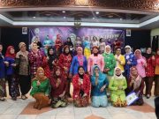 Titis Handayani Juara Lomba Peragaan Busana USM