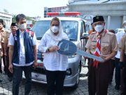 Pramuka Kwarcab Kota Semarang Terima Hibah Ambulance dari Waskita Karya