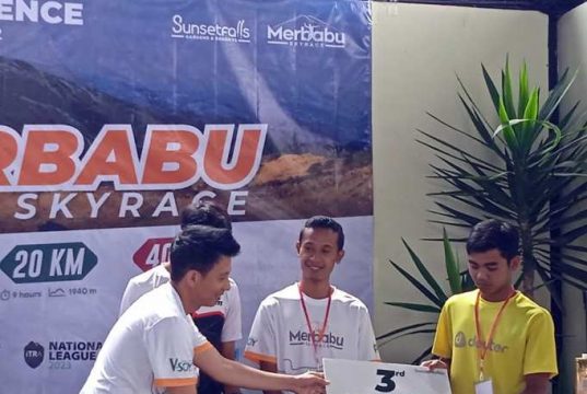 145 Pelari Ikuti Friendship Run 10K Merbabu Sky Race 2023 friendship run