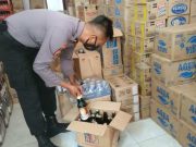 Jelang Natal dan Tahun Baru Polres Grobogan Sita 2.045 Botol dan 10 Jerigen Miras