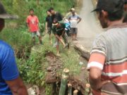 Jembatan Penghubung Watuaji – Tunahan Ambrol