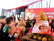 Durian Menggunung Hadiah Ultah Bupati Wonogiri, Dibagikan ke Pengunjung