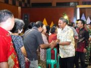 Bupati Pacitan Persembahkan Puisi ”Makna Sebuah Tititpan” Karya WS Rendra