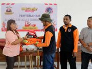 Mak Ganjar Jateng Bagikan Alat-Alat Kebencanaan ke Squad Relawan di Kudus