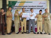 Bank Jateng Serahkan Bantuan 200 Juta untuk Jamban Sehat