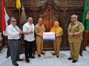 Bank Jateng Serahkan 1 Unit Ambulance Kepada RSUD Banyumas