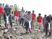 Satgas Pangan Polda Jateng Gelar Program Tanam Jagung di Lahan Perhutani Seluas 15 Hektar .