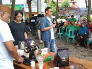 PKL dan Ojek Menara Diedukasi Pembuatan Kopi Muria