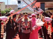 Sambut Kapolres Baru, Polres Tegal Kota Gelar Tradisi Pedang Pora