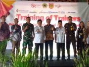 OJK Minta Masyarakat Cerdas Pilih Pinjaman dan Investasi