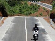 Usai Longsor, Ruas Jalan Bandungsari-Salem Berubah Bentuk