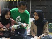 Selamatkan Bumi, Marimas Gandeng Komunitas dan Akademisi Gelar Pelatihan Ecobricks