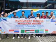 6 Mahasiswa Asing UMS Pelajari Batik dan Gamelan ke Bayat Klaten
