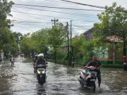 Hujan Deras di Purwodadi, Jalan dan Perkampungan Kebanjiran