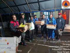 Ini Pemberi Bantuan Pertama untuk Korban Banjir Dorang