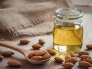 Dapat Melembutkan Rambut, 4 Manfaat Minyak Almond Bagi Kesehatan Rambut