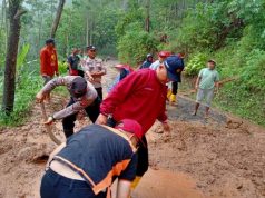 Akses Jalan di Jatiroto dan Purwantoro Wonogiri Terputus