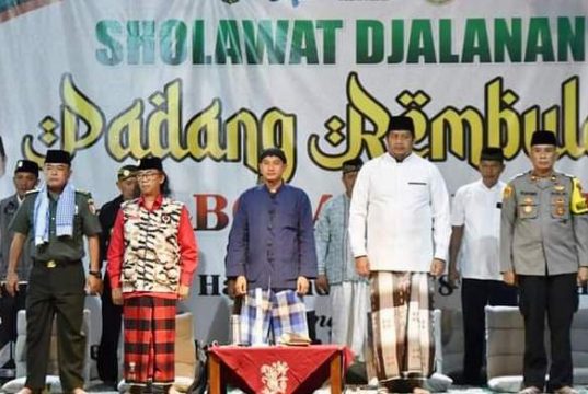 Di Pacitan, Sholawat Djalanan Berkolaborasi dengan Anak Band