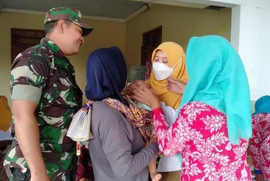 Ini yang Dilakukan Babinsa Wonogiri Saat Tugas Pendampingan di Posyandu