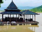 Masjid Apung Pacitan, Ikon Wisata Religi di Kabupaten Berjuluk ‘Paradise of Java’