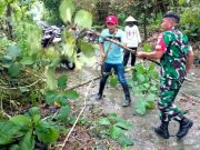 Gotong Royong Bersih Kubur Mengawali Tradisi Nyekar di Bulan Ruwah