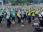 Sambut Satu Abad NU, Ribuan Kader Fatayat Kudus Senam Bareng