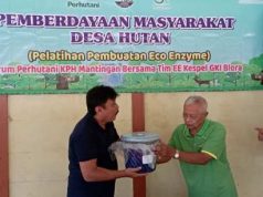 Bersama GKI Blora Gelar Pelatihan Pembuatan Eco Enzim untuk IIK dan LMDH Tani Hutan Mantingan