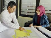 Mahasiswa KKN, Jihan Shonia Buat Peta Lahan Desa