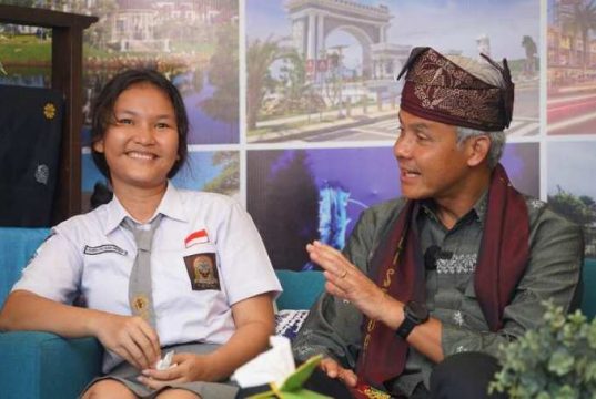 Tak Kenal Lelah Kejar Ganjar, Olivia Tak Menyangka Dapat Hadiah Laptop