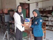 Mahasiswa KKN Undip jadikan Buku Cerita sebagai Objek dalam Upaya Peningkatan Literasi di SDN Kaligangsa Kulon 01 Brebes