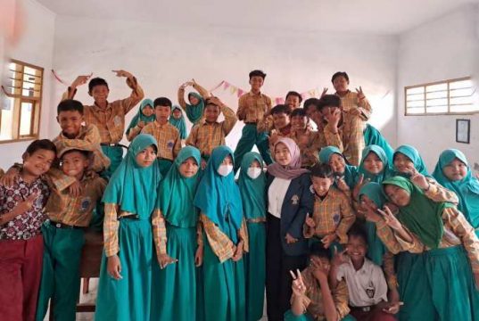 Tingkatkan Kreativitas Siswa, Mahasiswa KKN Undip dirikan Pojok Baca di SDN Kaligangsa Kulon 02